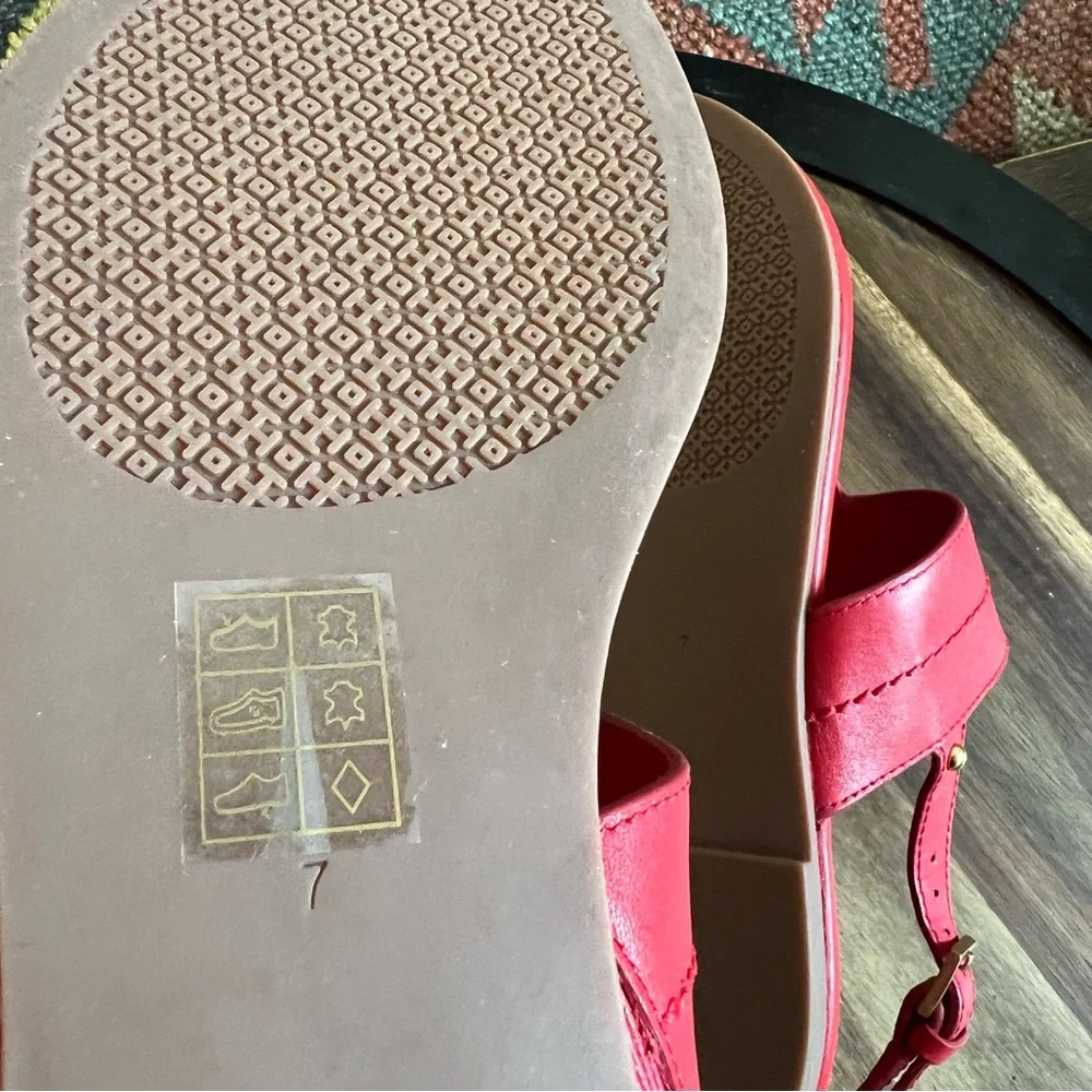 Tory Burch Eleanor T-Strap Sandals Red Leather US7